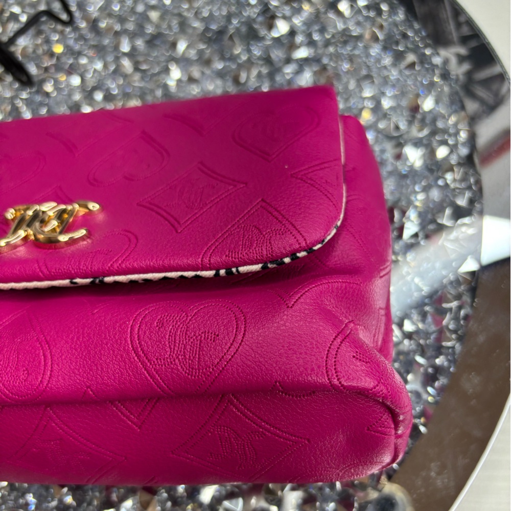 Juicy Couture Raspberry Tart Mini Wristlet NWT - Picture 12 of 13